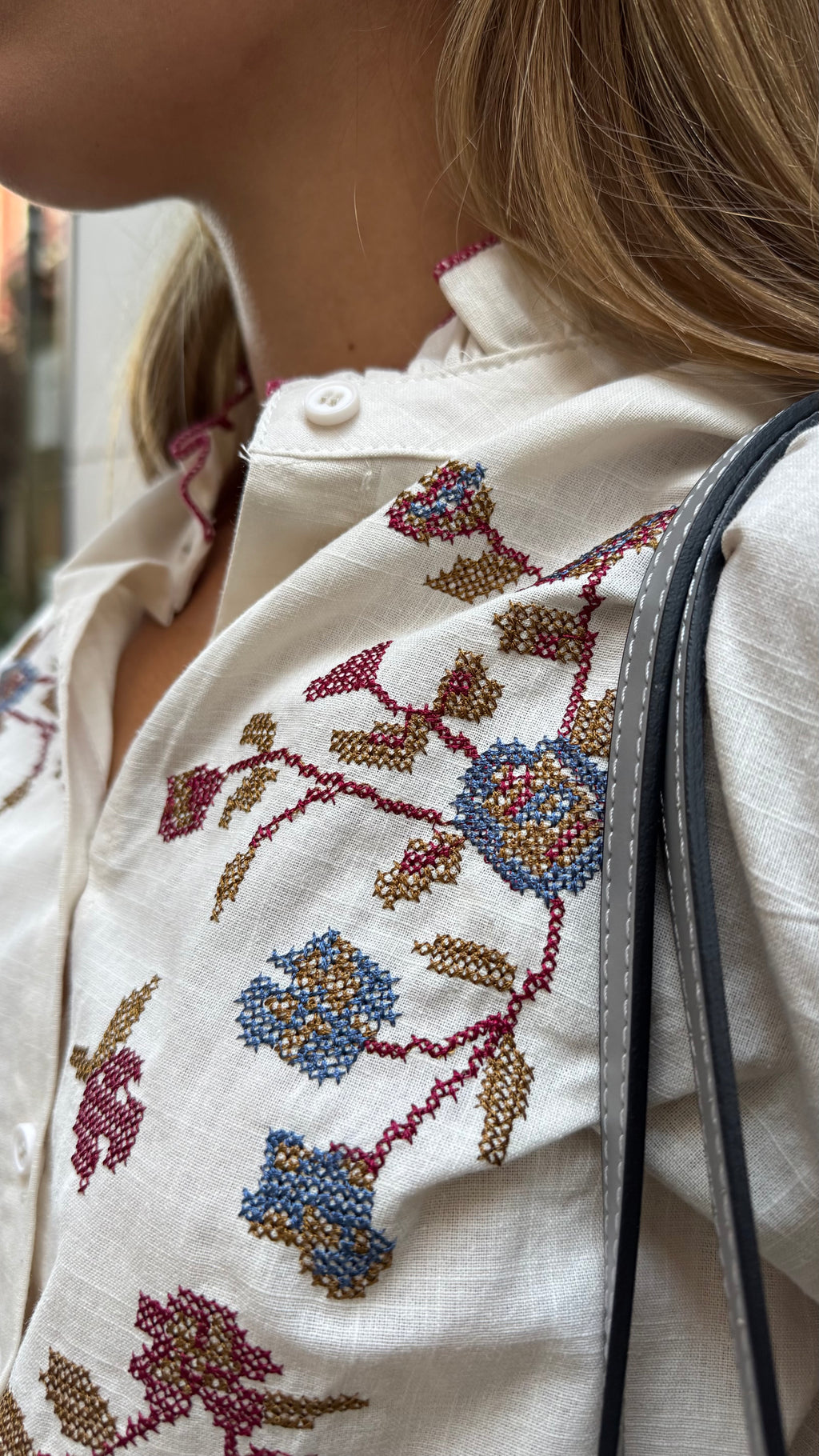 Blusa bordado crudo